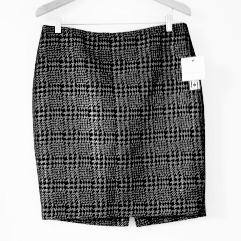 Liz Claiborne Collection Black/Silve Pencil skirt
